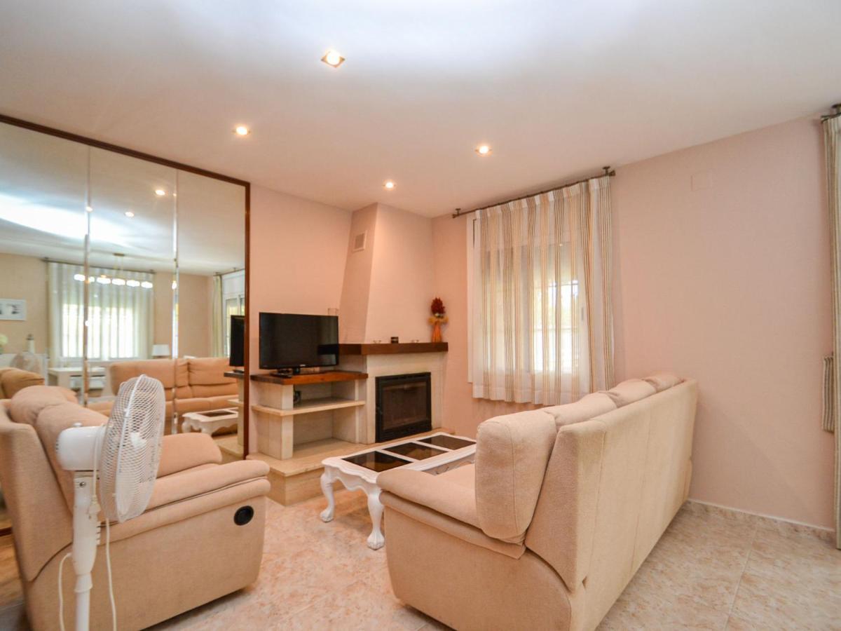 Holiday Home Cuco By Interhome كامبريلس المظهر الخارجي الصورة