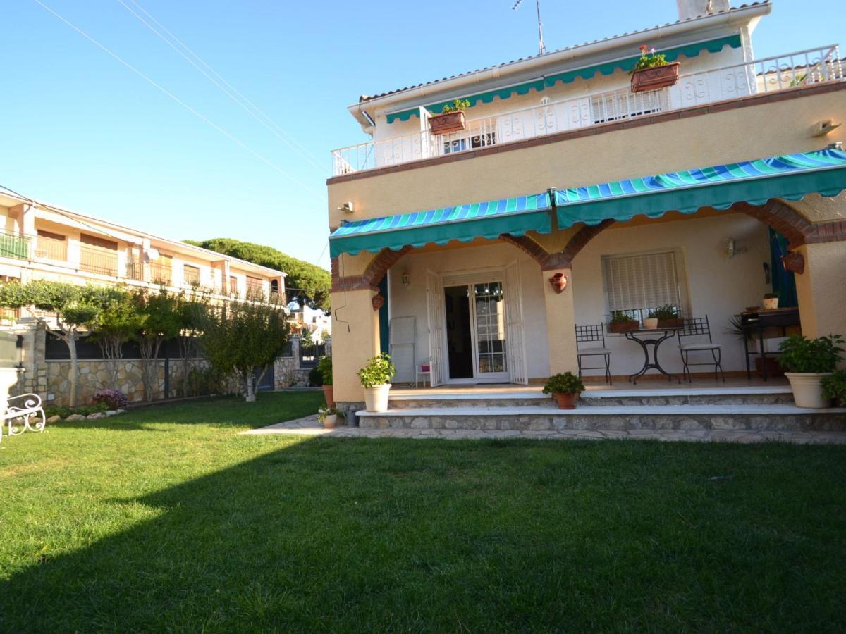 Holiday Home Cuco By Interhome كامبريلس المظهر الخارجي الصورة